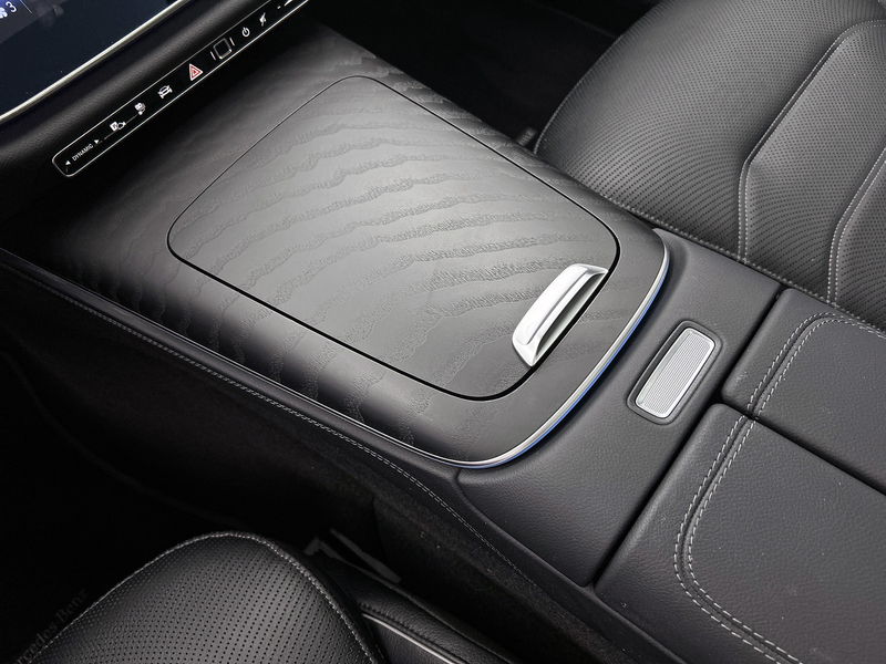 Mercedes-Benz E 300 Estate e Sport Edition | AMG Line | Panorama dak | — photo 11
