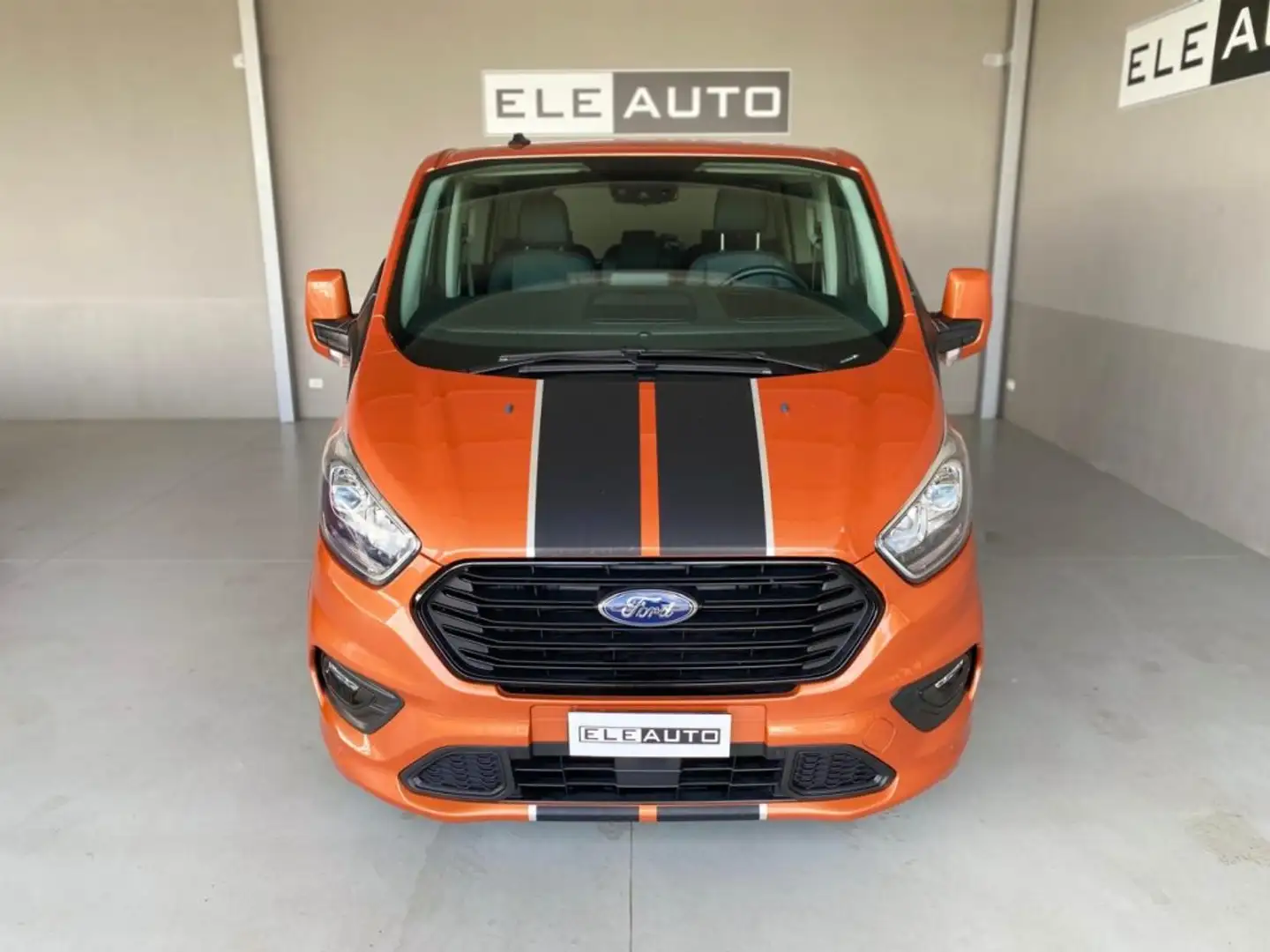 Ford Tourneo Custom 320 2.0 EcoBlue 185CV aut. PC Sport Iva Esp Naranja - 2