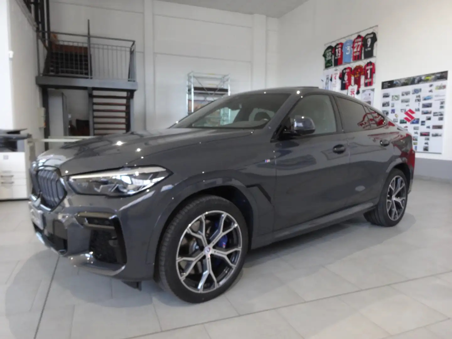 BMW X6 xdrive40d mhev 48V Msport auto Grigio - 2