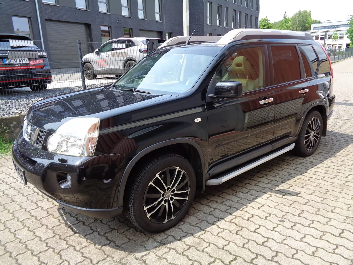 Nissan X-Trail 2.0 dCi 4X4, Leder, Panorama, Kamera Nero - 2
