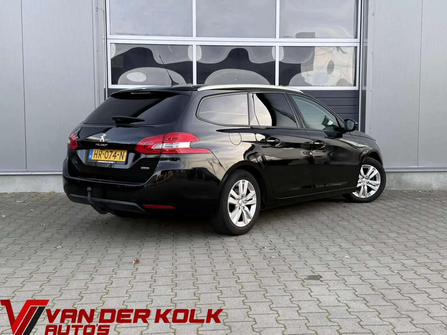 Peugeot 308 SW 1.6 BlueHDI Executive Panorama Camera Navigatie Schwarz - 2