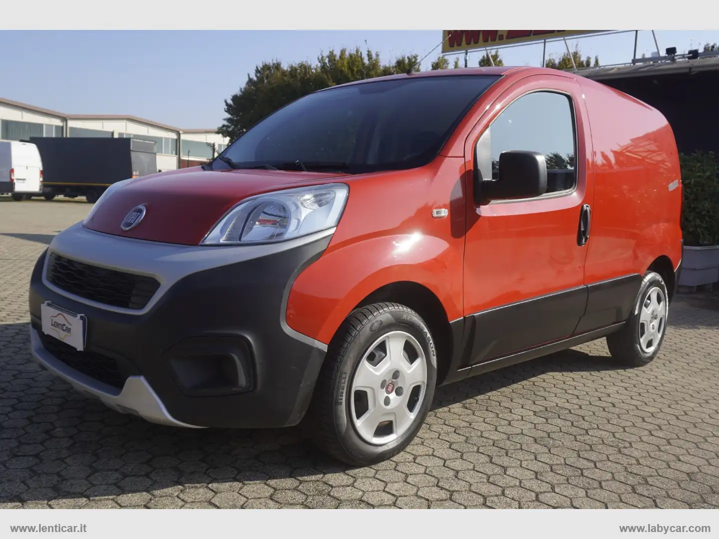 Fiat Fiorino 1.3 MJT 95CV Cargo Adventure solo Km 19.000 Rosso - 1
