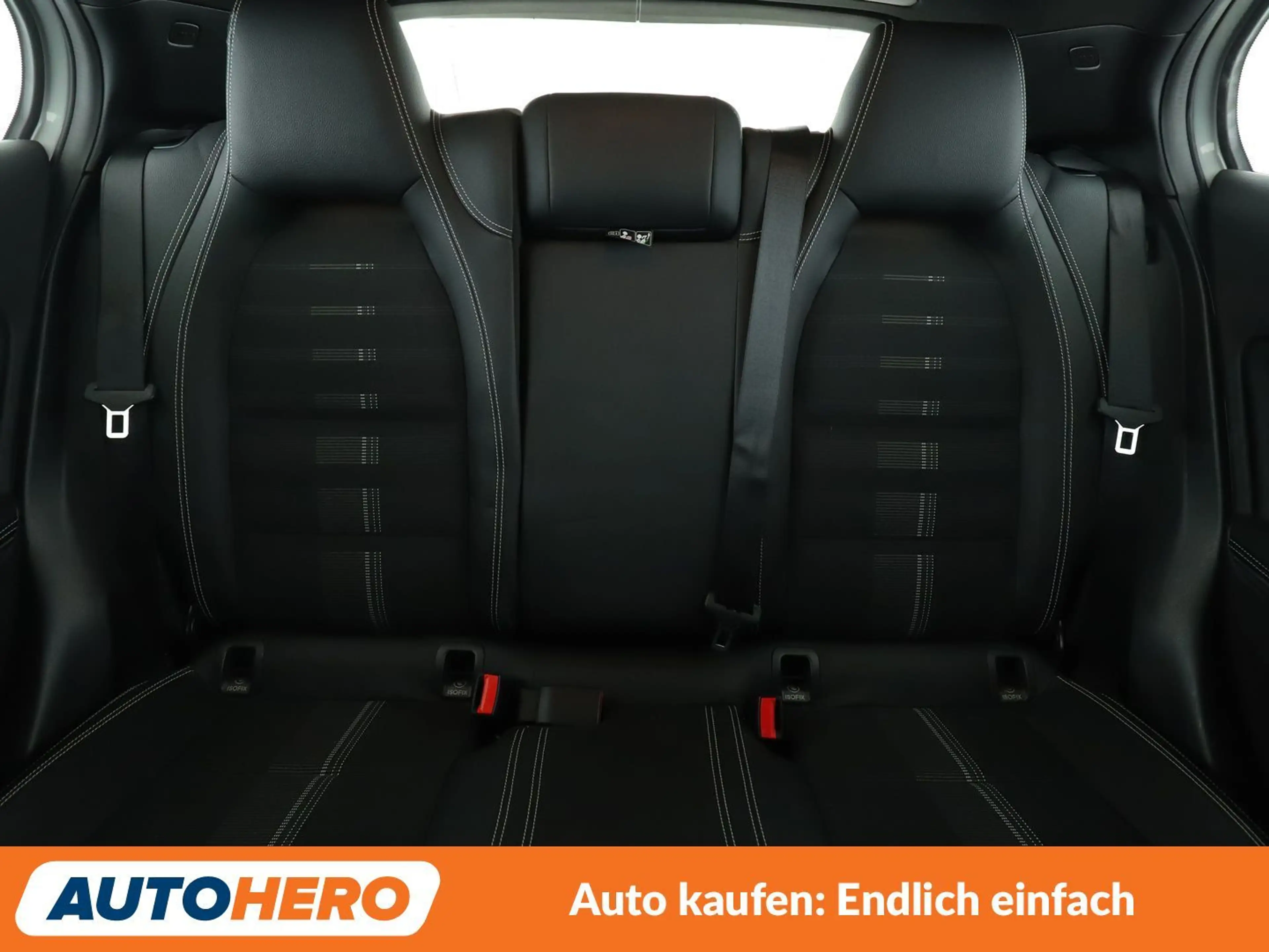 Mercedes-Benz GLA 180 GLA 180 Urban*NAVI*LED*TEMPO*PDC*SHZ* — photo 15