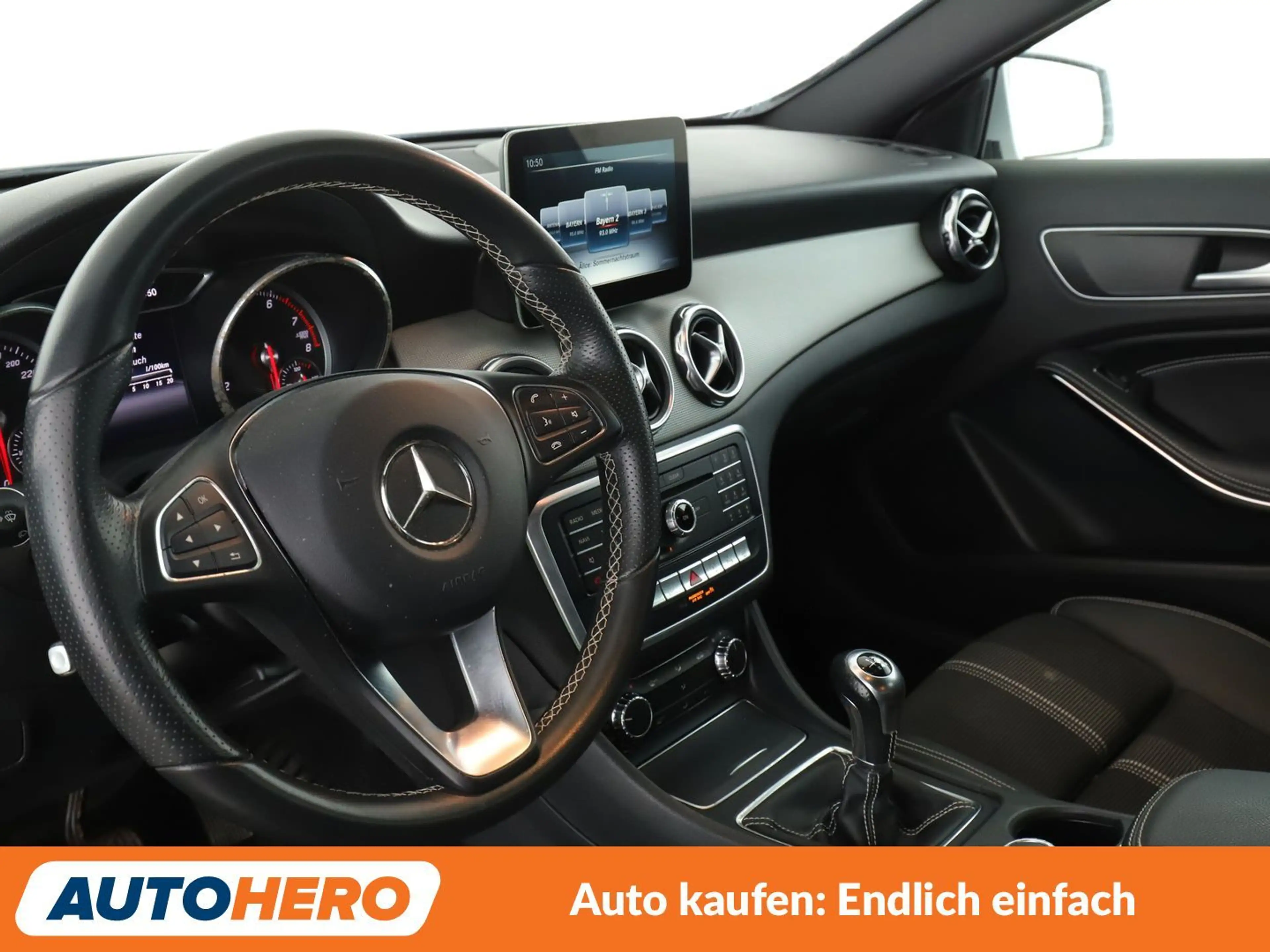 Mercedes-Benz GLA 180 GLA 180 Urban*NAVI*LED*TEMPO*PDC*SHZ* — photo 11