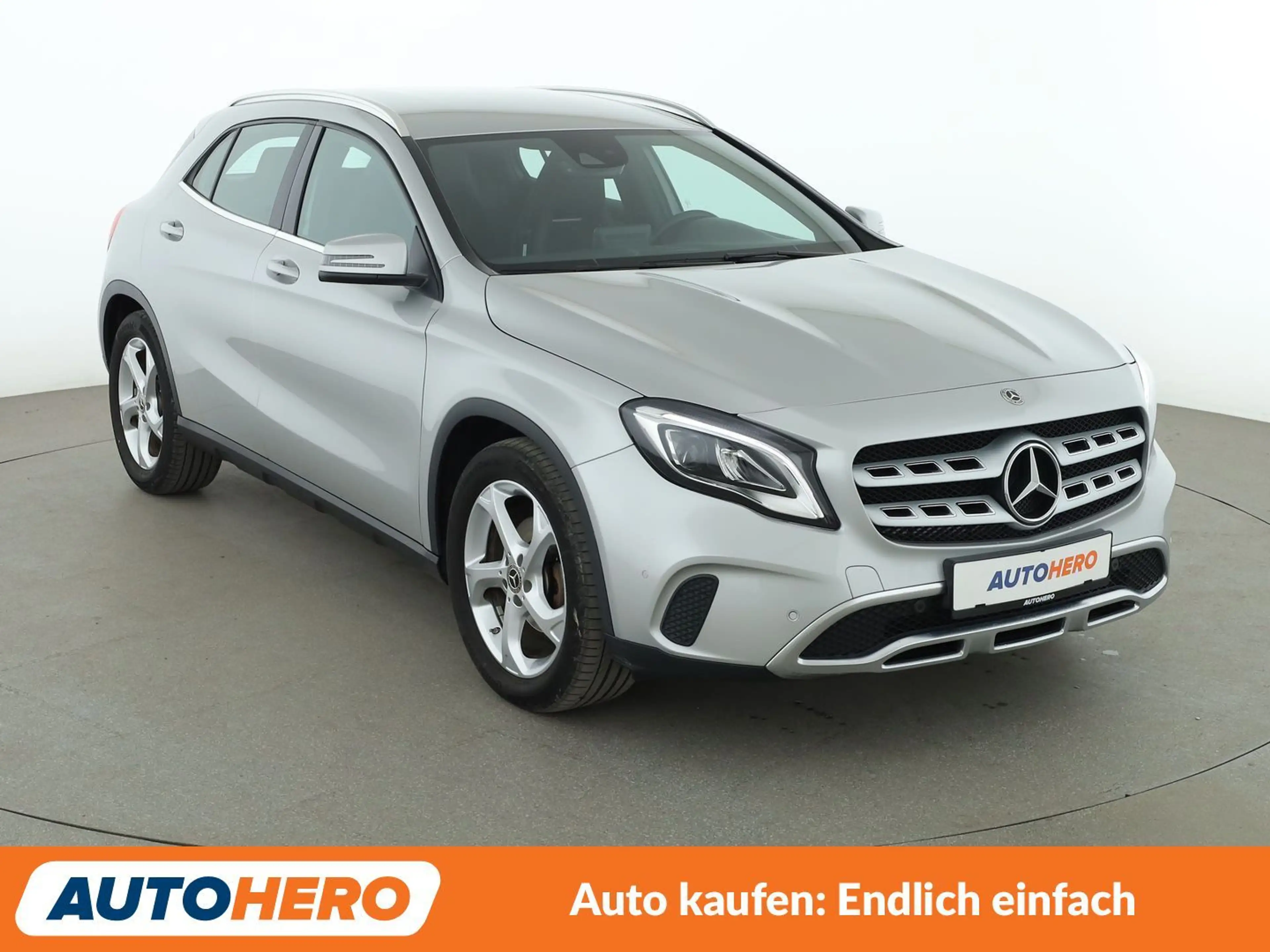 Mercedes-Benz GLA 180 GLA 180 Urban*NAVI*LED*TEMPO*PDC*SHZ* — photo 8