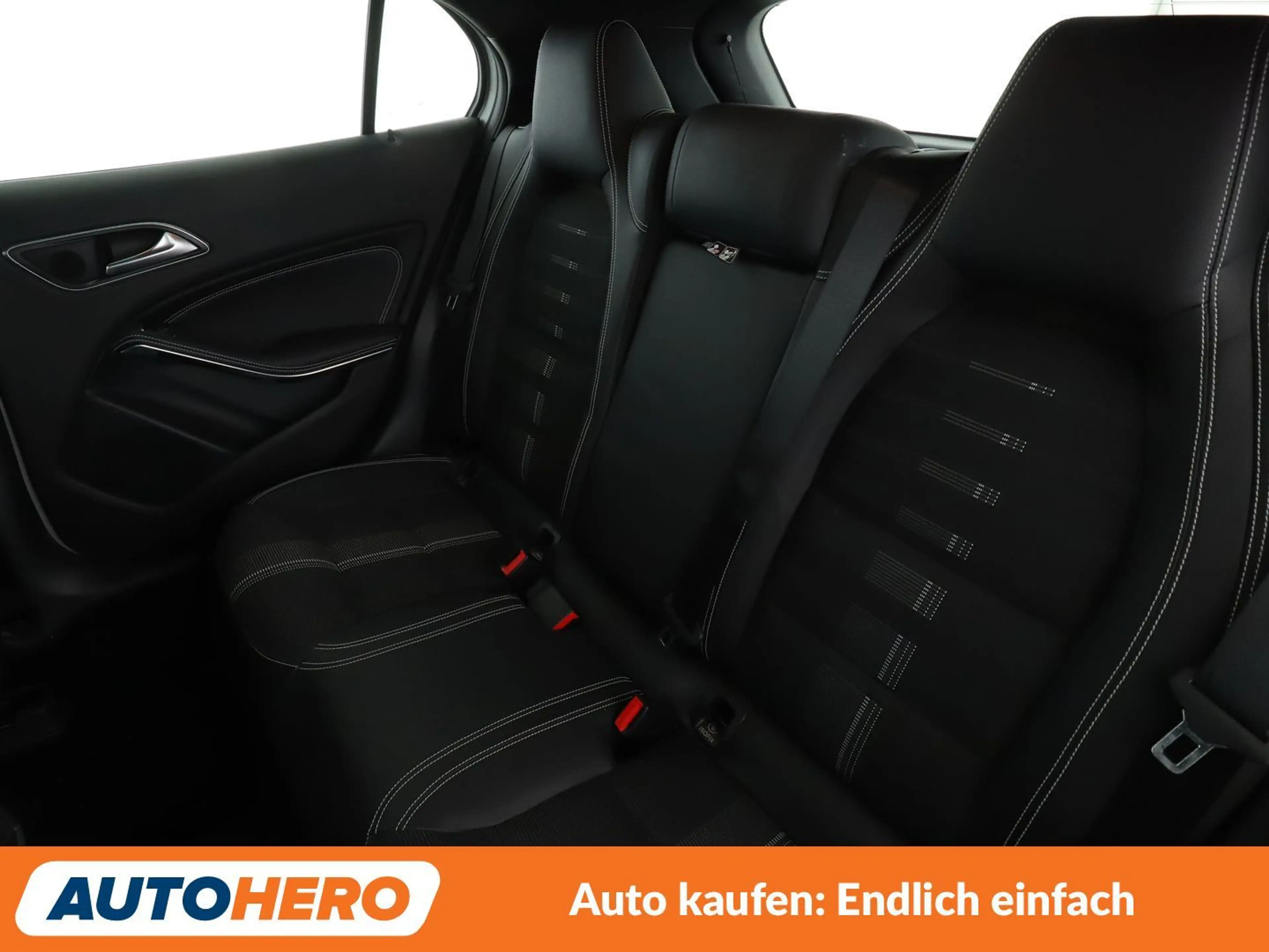 Mercedes-Benz GLA 180 GLA 180 Urban*NAVI*LED*TEMPO*PDC*SHZ* — photo 14