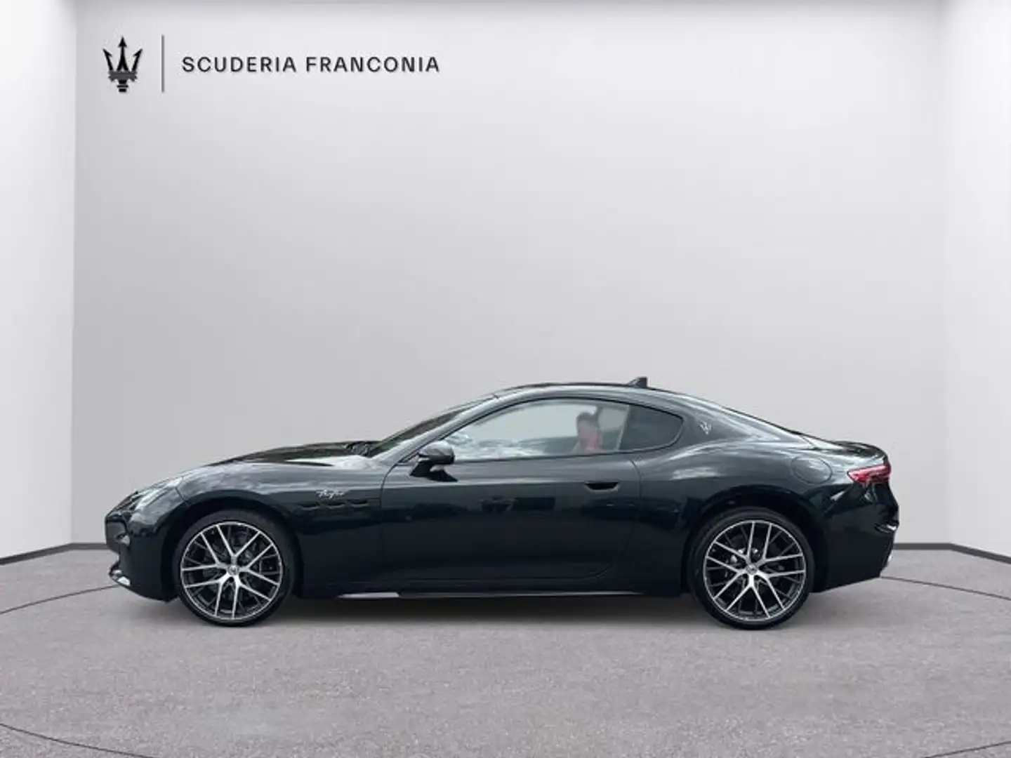 Maserati GranTurismo TROFEO Noir - 2