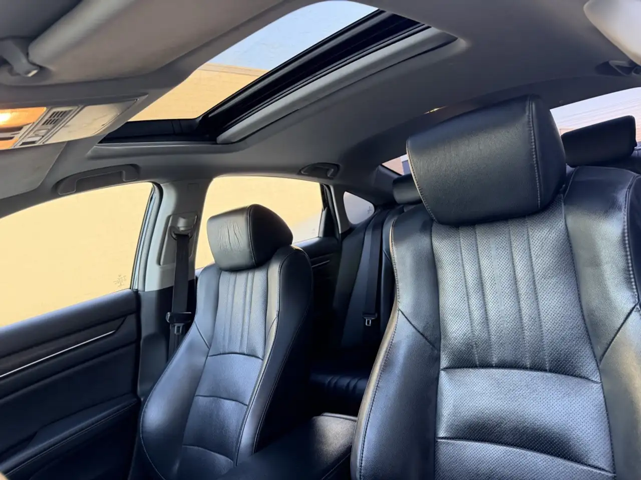 Honda Accord снимка Honda Accord