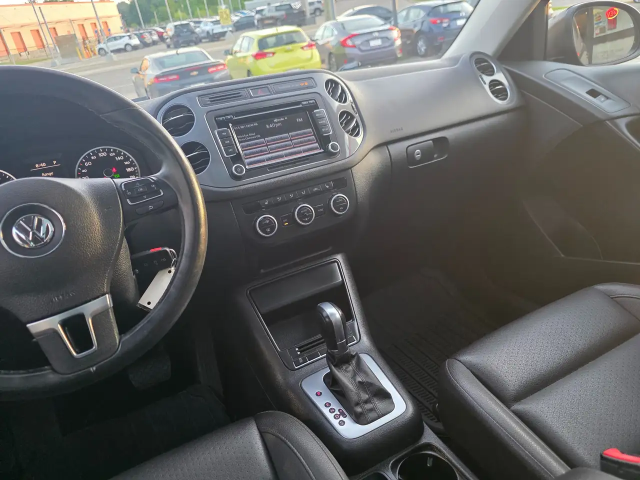 Volkswagen Tiguan снимка Volkswagen Tiguan