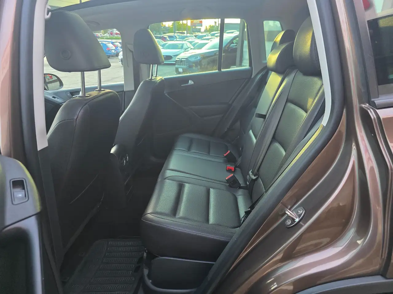 Volkswagen Tiguan снимка Volkswagen Tiguan
