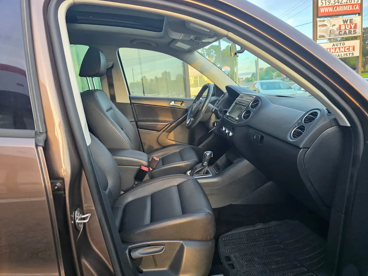 Volkswagen Tiguan снимка Volkswagen Tiguan