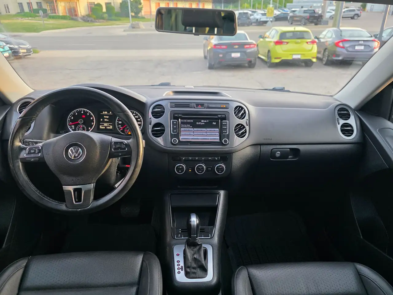 Volkswagen Tiguan снимка Volkswagen Tiguan