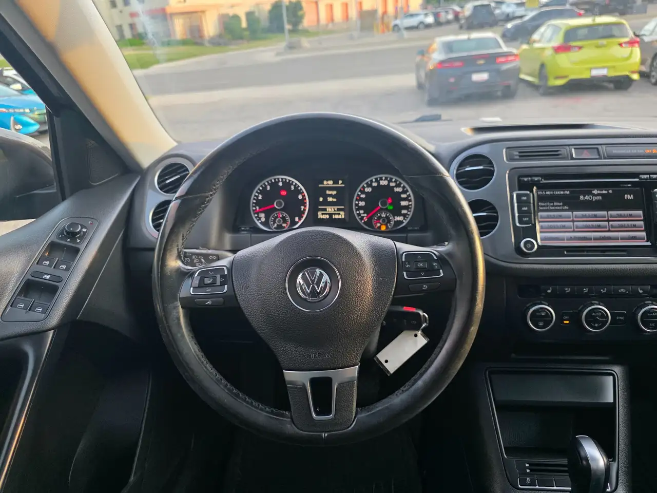 Volkswagen Tiguan снимка Volkswagen Tiguan