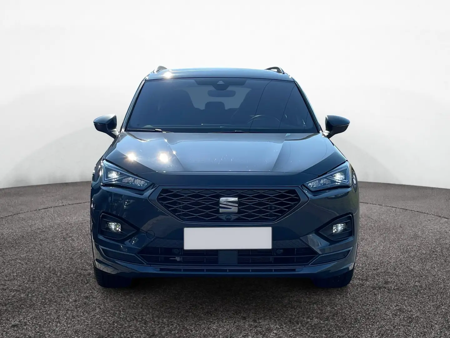 SEAT Tarraco FR 4Drive TSI DSG|5-J-GAR|7-S.|PANO|AHK Gris - 2