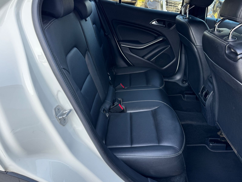 Mercedes-Benz GLA 220 GLA GLA 220 4Matic — photo 10