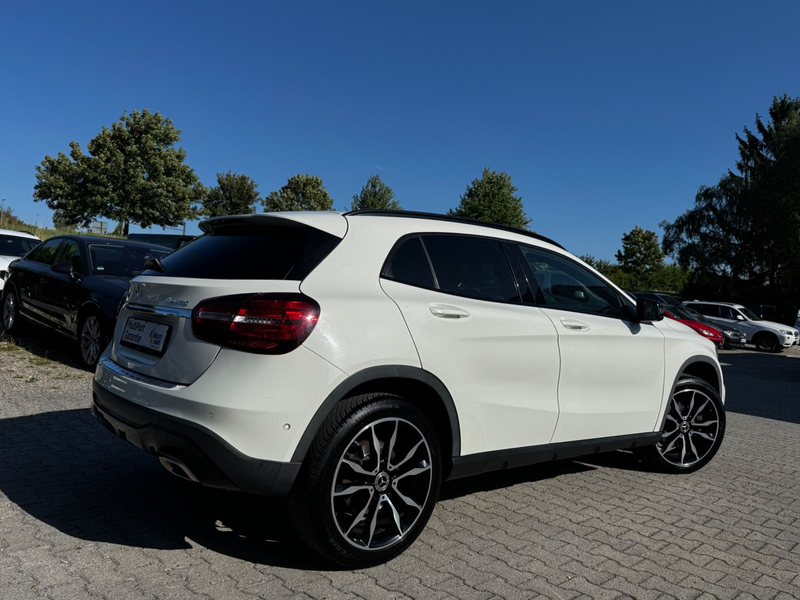 Mercedes-Benz GLA 220 GLA GLA 220 4Matic — photo 4