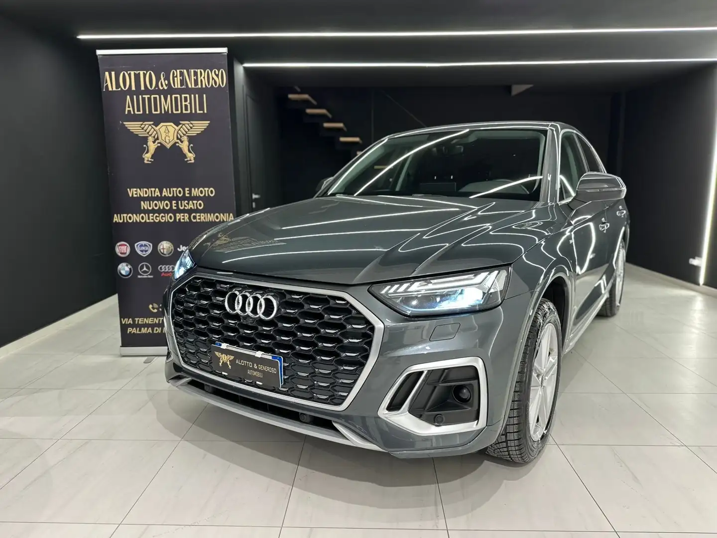 Audi Q5 Q5 40 TDI 204 CV quattro S tronic S line Gris - 1