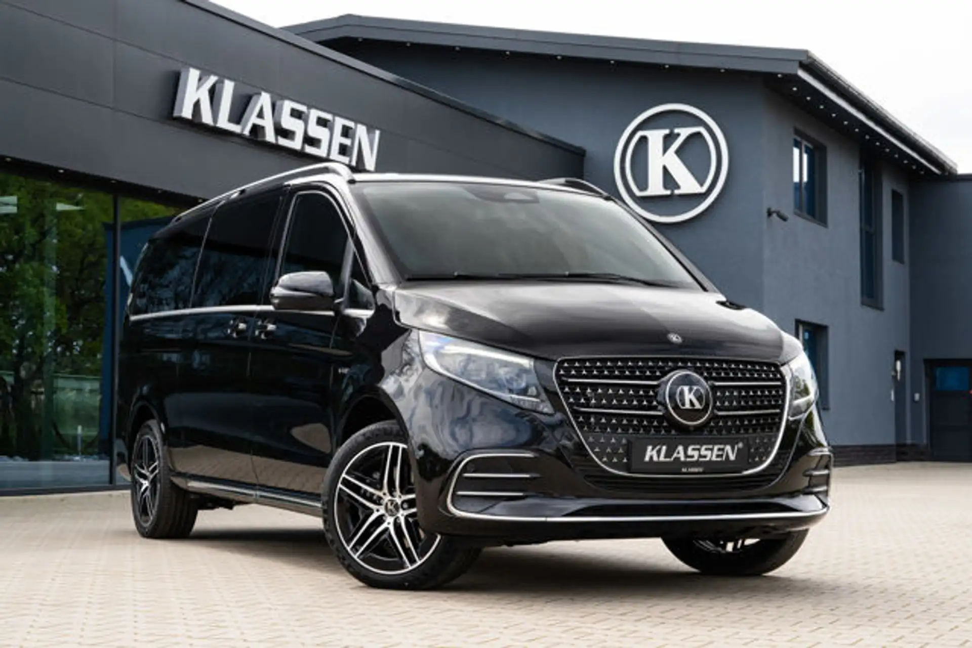 벤츠 V300 KLASSEN VIP Business Van 2025 2026 검정 사진 1