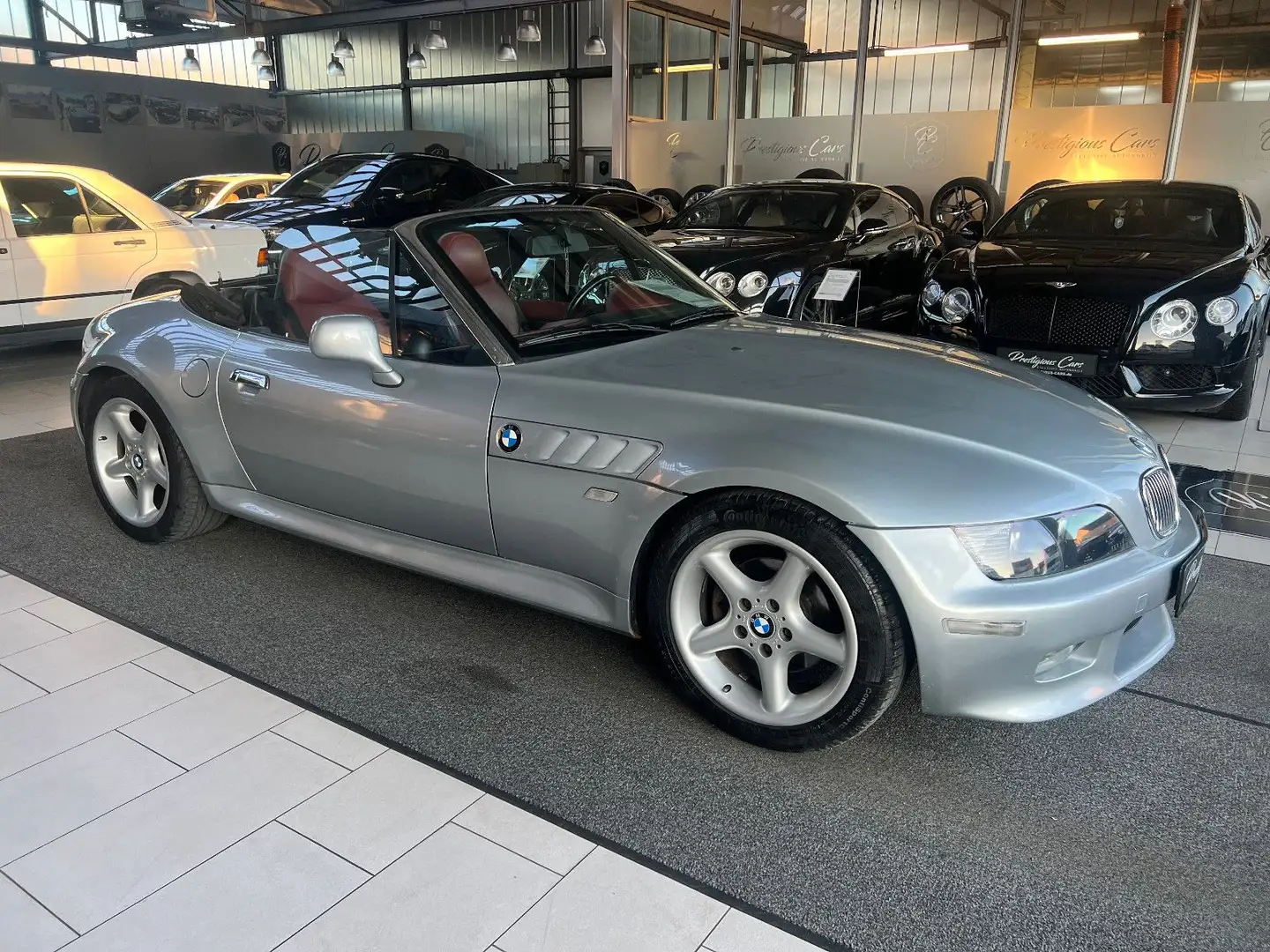 BMW Z3 Roadster 2.8 M-Paket + Sitze Leder Rot BREIT! - 2