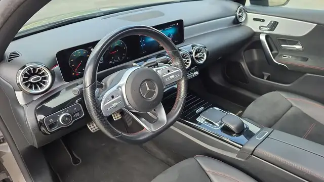 Mercedes-Benz A-Class view 8