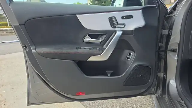 Mercedes-Benz A-Class view 7