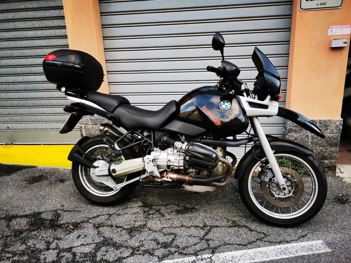 BMW R 1100 GS Schwarz - 1