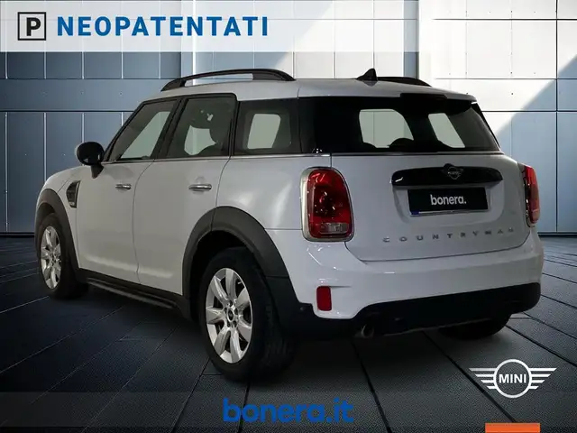 Mini Countryman view 8