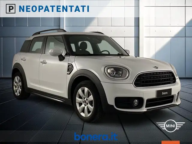 Mini Countryman view 4