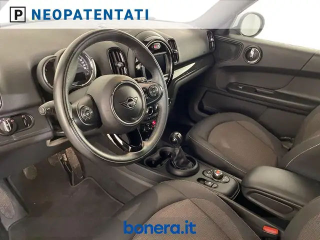 Mini Countryman view 15