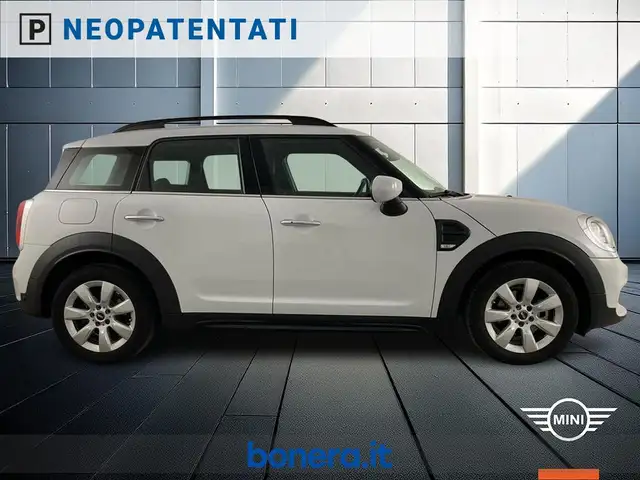 Mini Countryman view 5