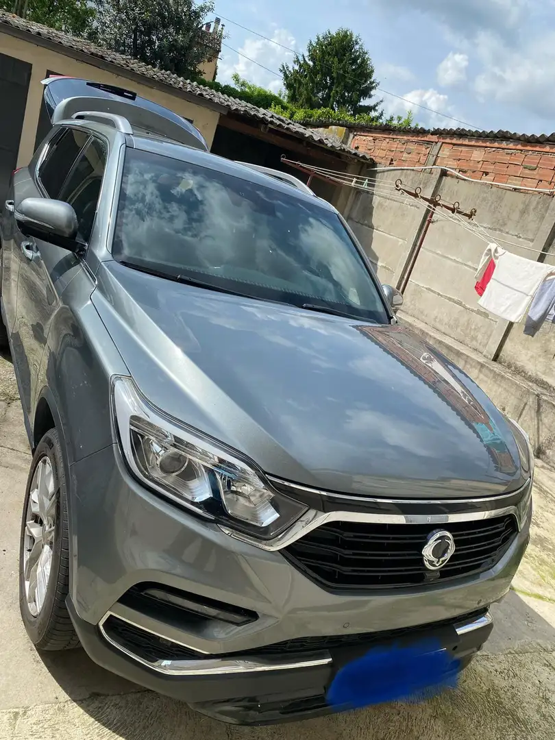 SsangYong Rexton 2.2 e-XDi 220 2WD Aut. Quartz - 1