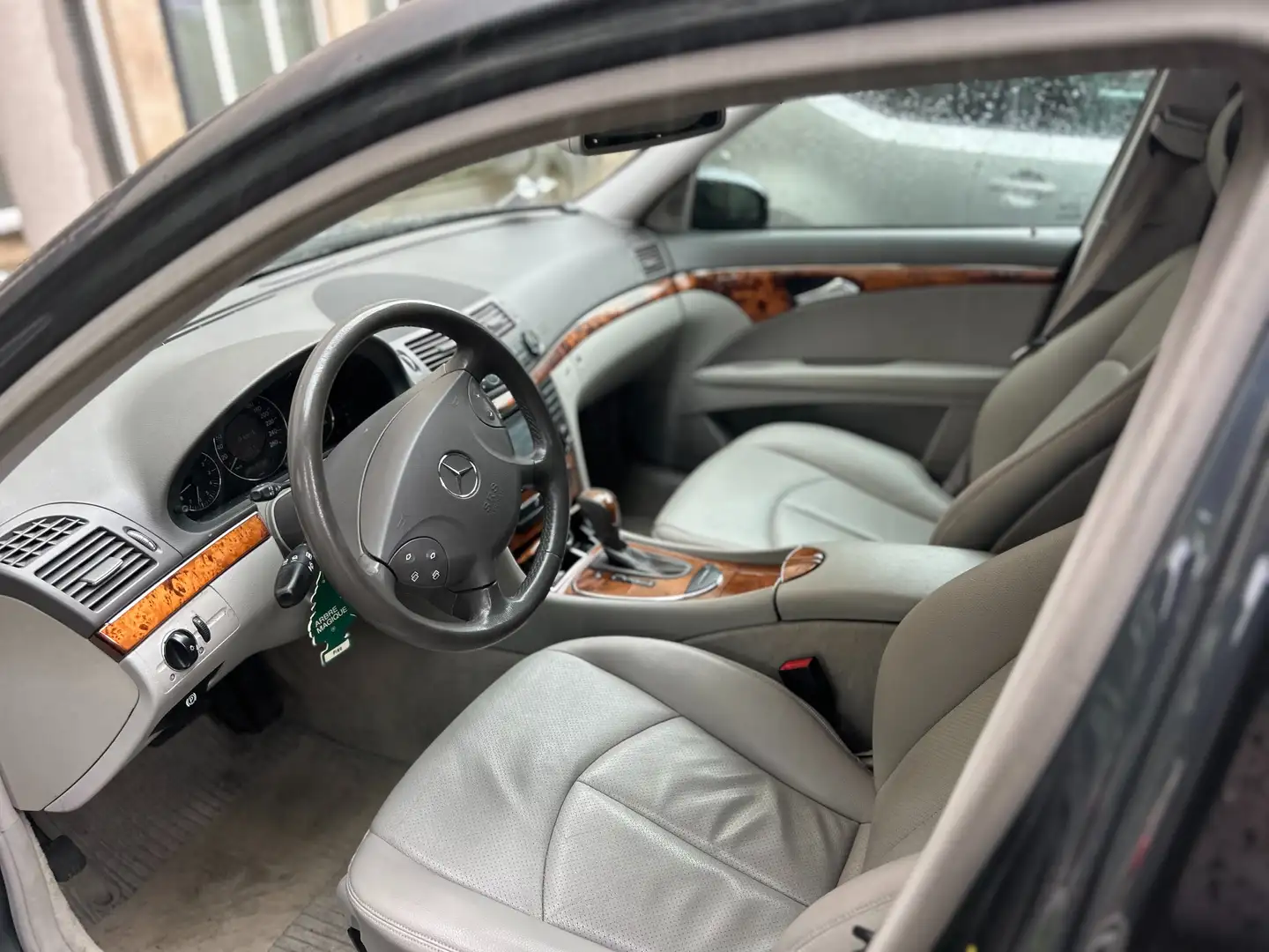 Mercedes-Benz E 200 E 200 CDI Automatik Elegance DPF Gris - 1