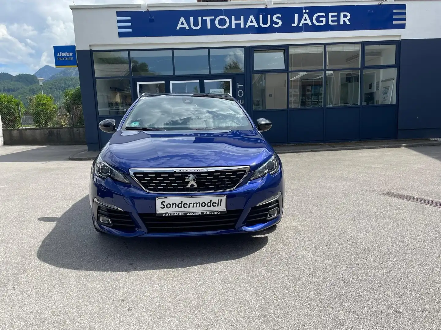 Peugeot 308 308 SW 1,6 BlueHDI 120 GT Line EAT6 S Blau - 1