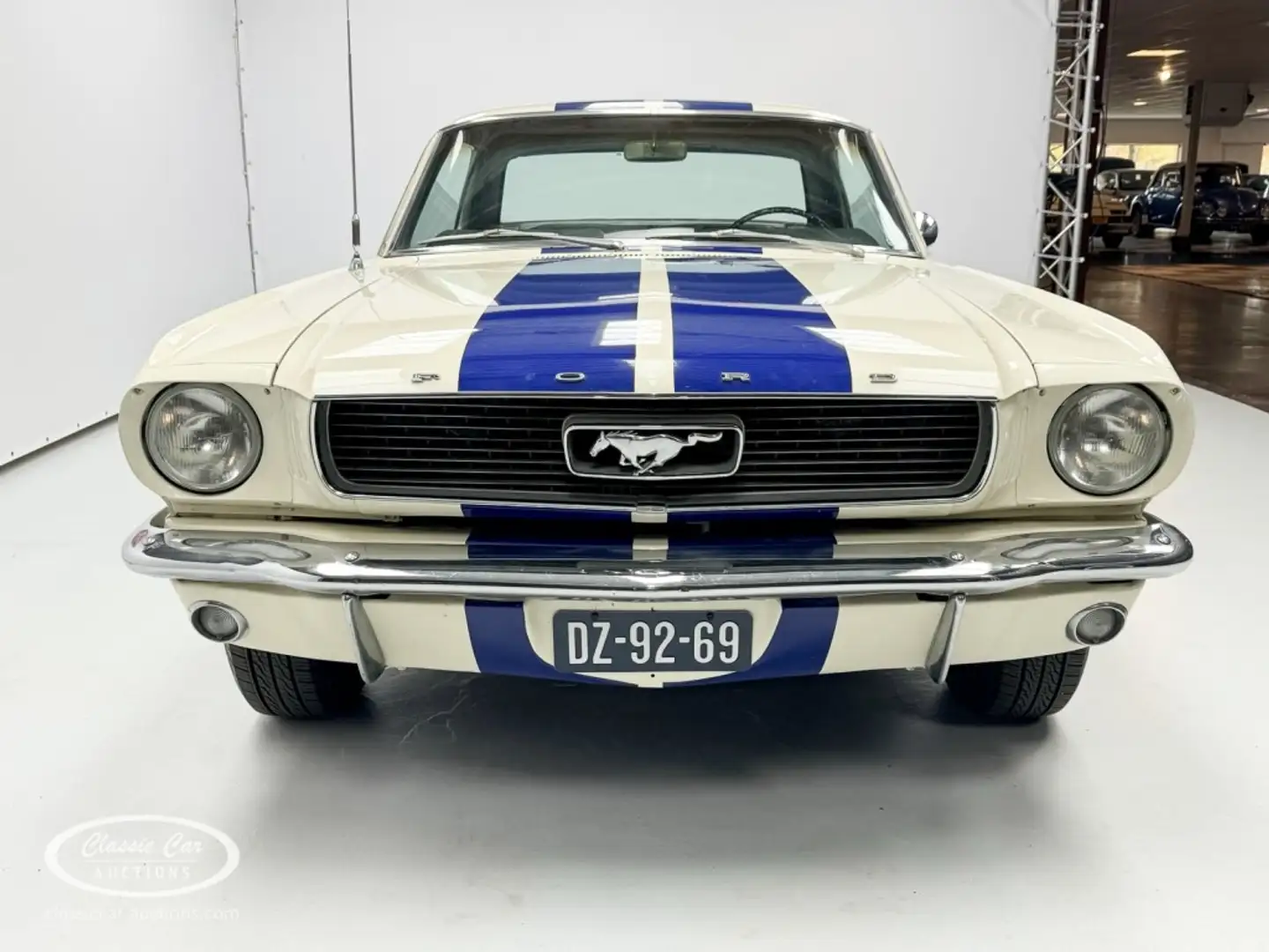 Ford Mustang - ONLINE AUCTION Blanc - 2