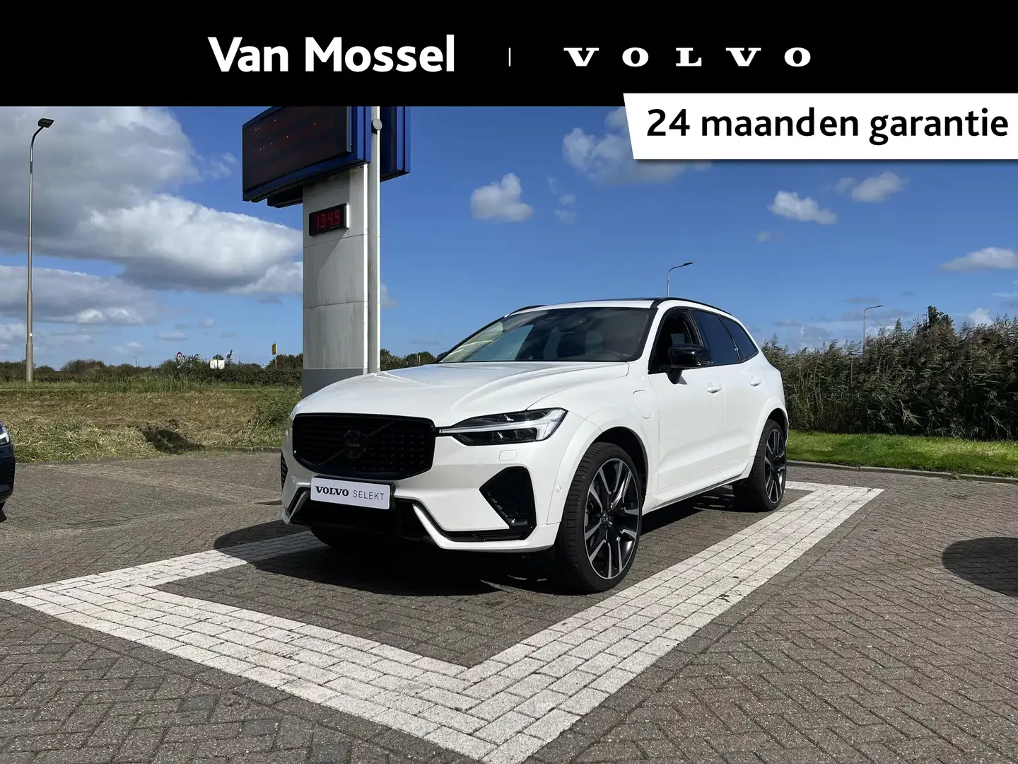 Volvo XC60 T8 Plug-in hybrid AWD Ultimate Dark | Panoramadak Weiß - 1