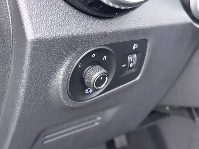 MG ZS view 29