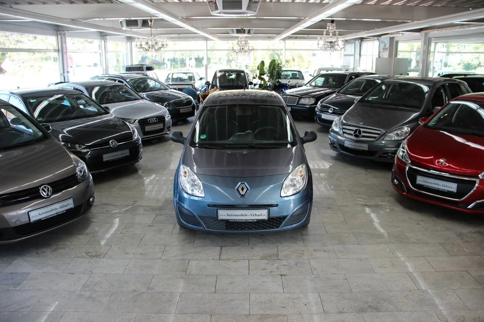 Renault Twingo Authentique Blau - 1