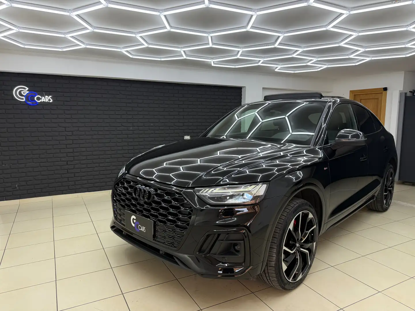 Audi Q5 Sportback 40 2.0 S line Plus TETTO IPER FULL Schwarz - 1