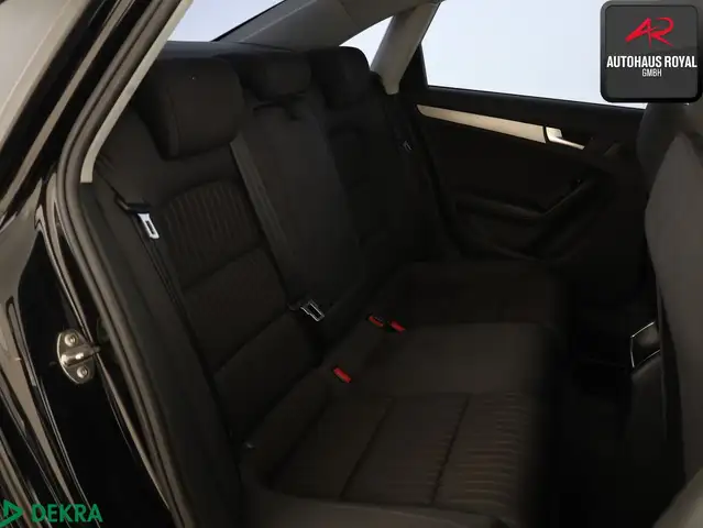 Audi A4 view 12