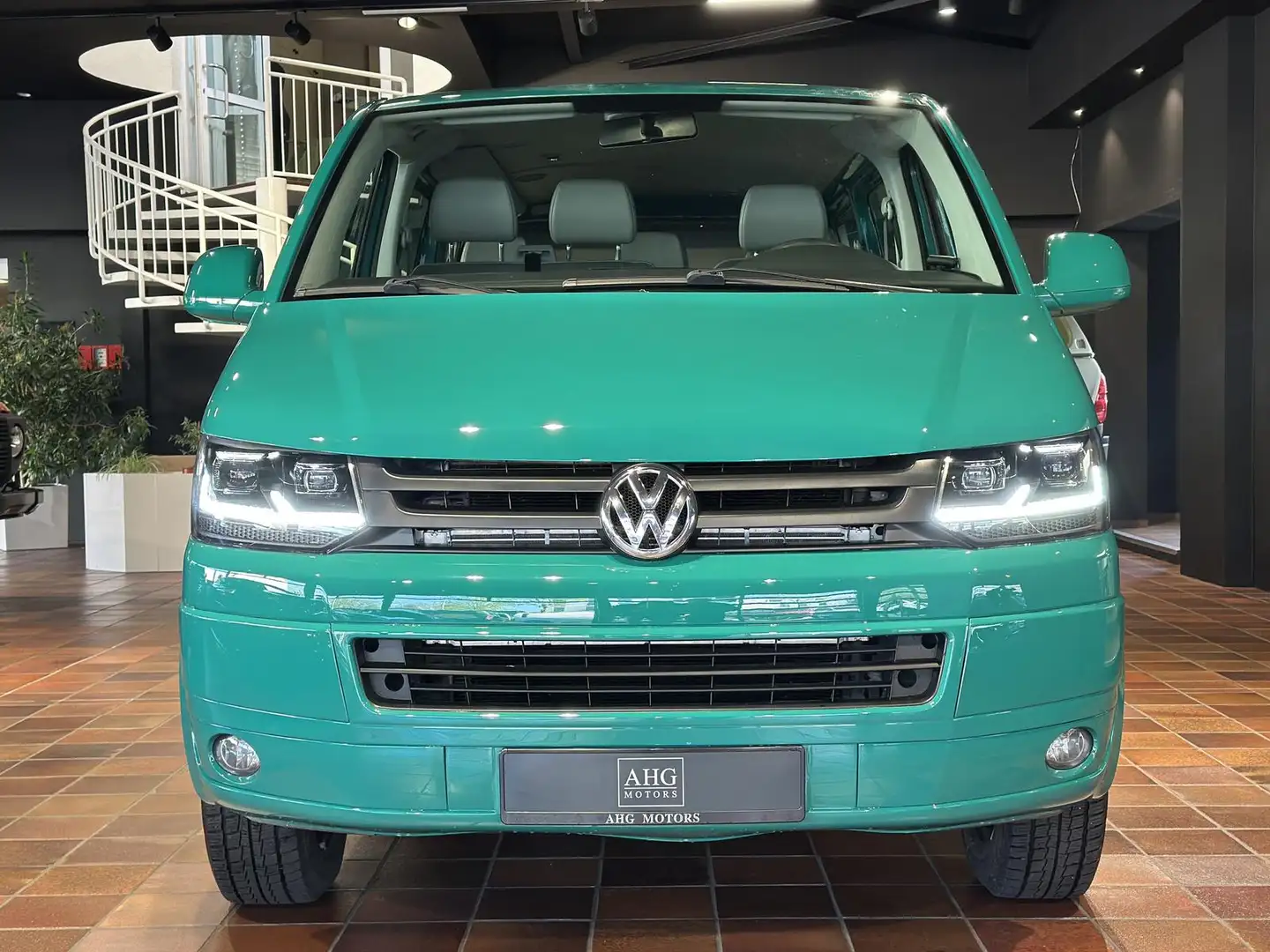 Volkswagen T5 Kombi T5 4MOTION KURZ 9-SITZE DIF-SPERRE KLIMA STANDHZ Verde - 2