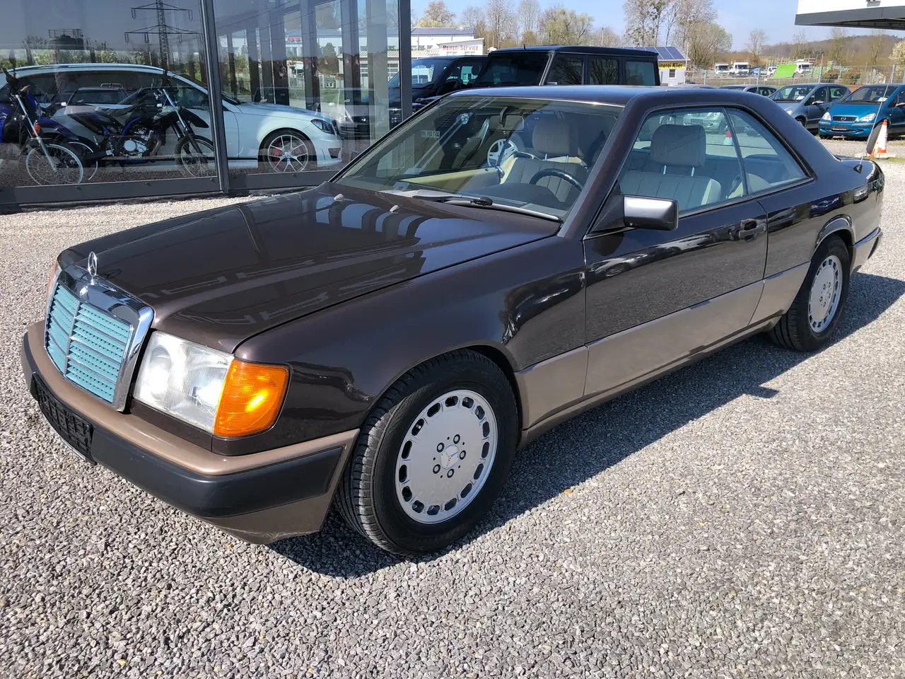 Mercedes-Benz 300 CE Automatik*LPG*H-Kennzeichen*, foto 1