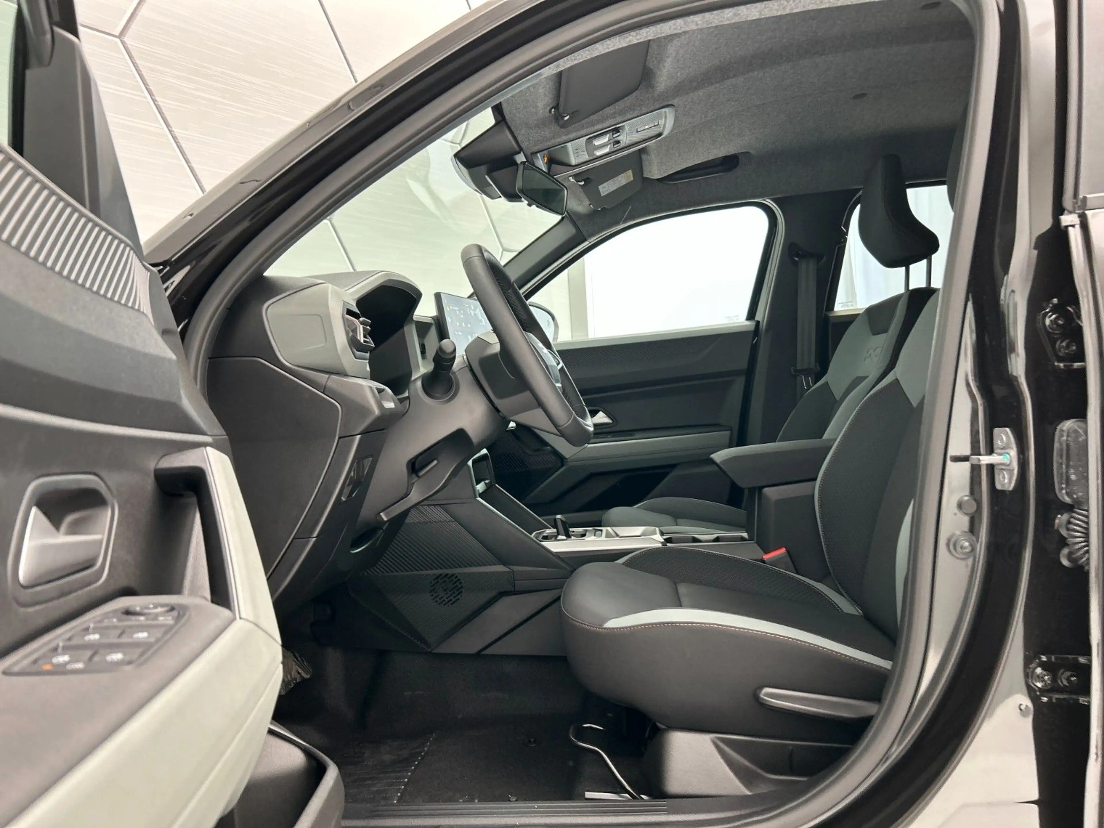 Dacia Duster Extreme hybrid 140 BLACK EDITION + REDUST — photo 12