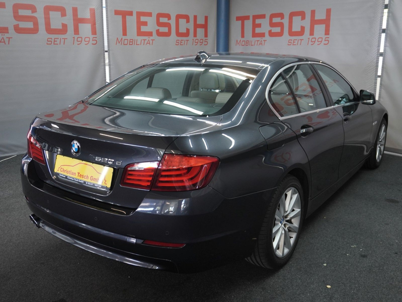 BMW 520 d Aut. Limousine | NAVI | HiFi | LEDER |BIXEN — photo 6