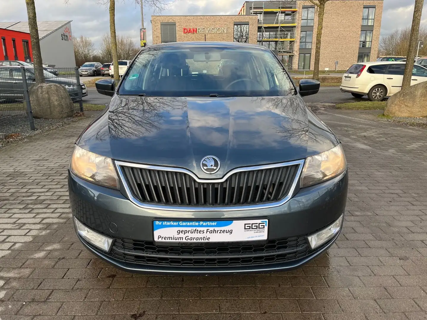 Skoda Rapid/Spaceback 1.2 Spaceback Ambition Navi Bluetooth Temp Szary - 2