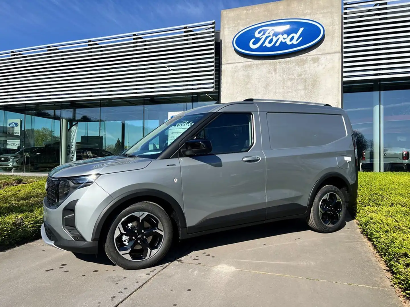 Ford Transit Courier Transit Courier - Active - Automa Grau - 2