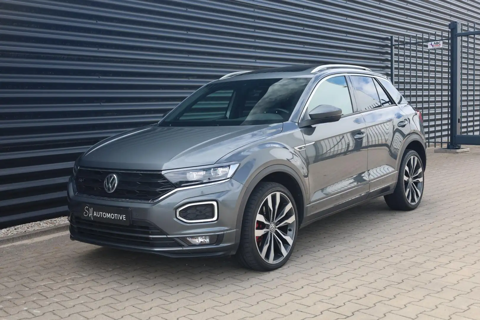 Volkswagen T-Roc 2.0 TSI 4Motion Sport R / PANO / CARPLAY / VIRTUAL Gris - 2