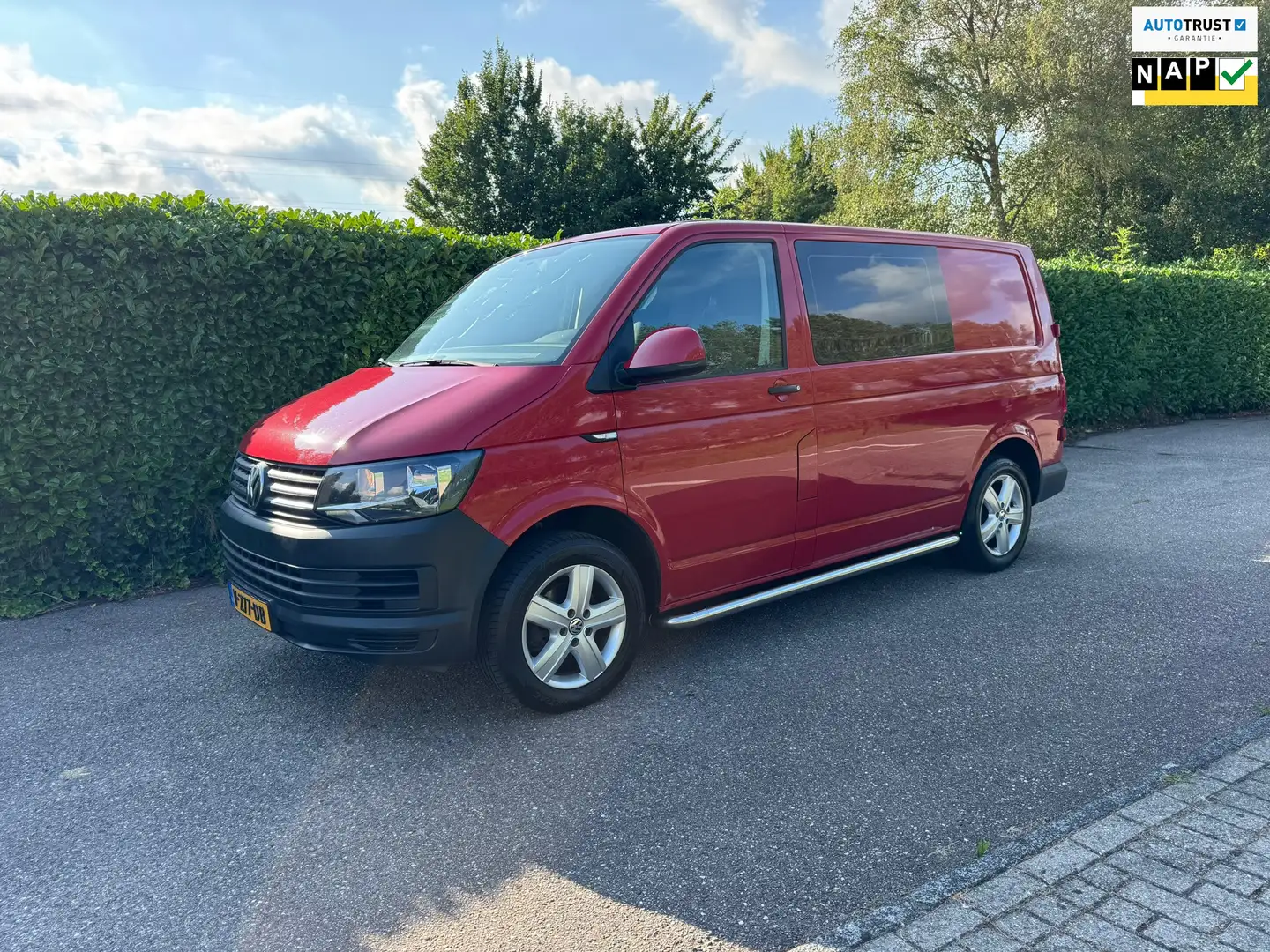 Volkswagen Transporter 2.0 TDI Dubbel Cabine | Airco | Comfortline Kırmızı - 1