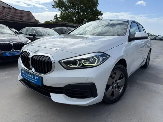 BMW 118 i 136PK FULL LED CARPLAY NAVIGATIE BLUETOOTH PDC V+A CARPASS