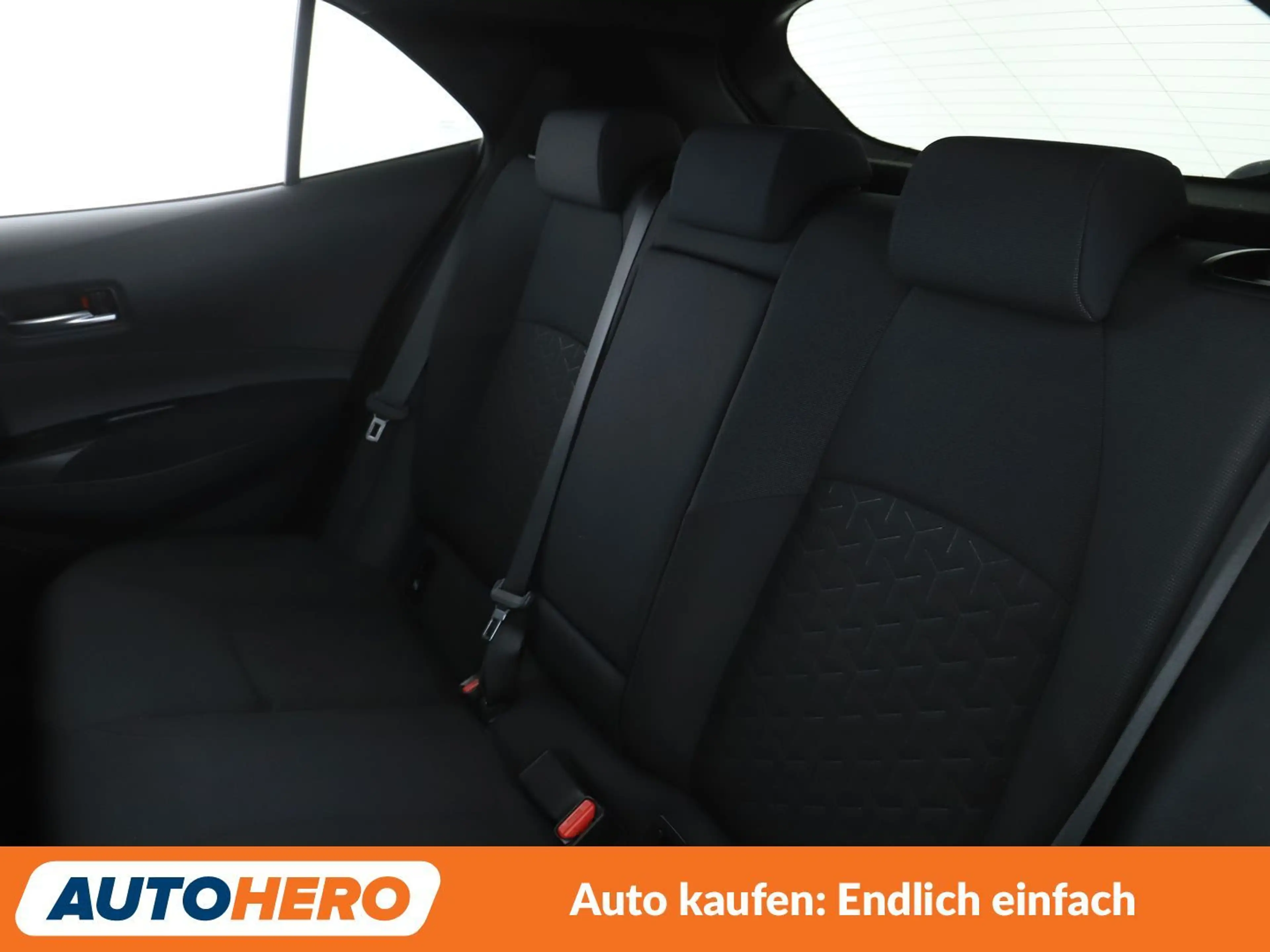 Toyota Corolla 1.8 Hybrid Team D Aut.*NAVI*BiLED*CAM*ACC*SHZ*LHZ* — photo 14