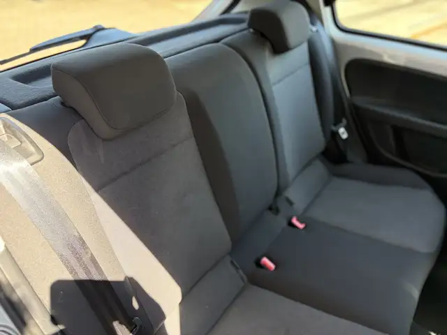 Volkswagen Up! view 7